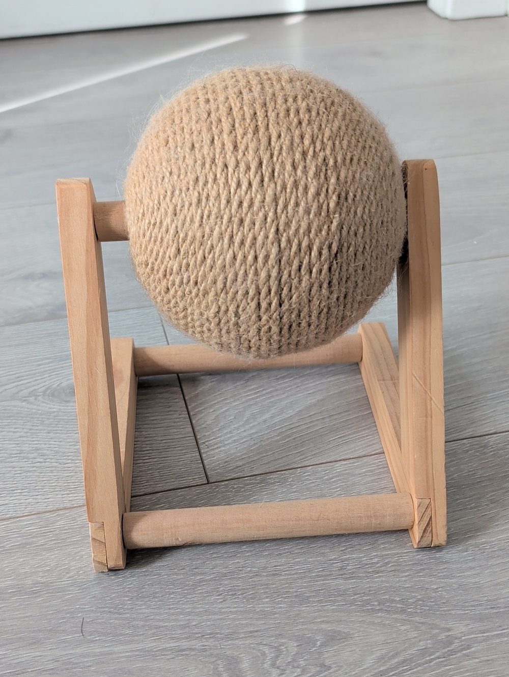 Cat Scratcher Ball
